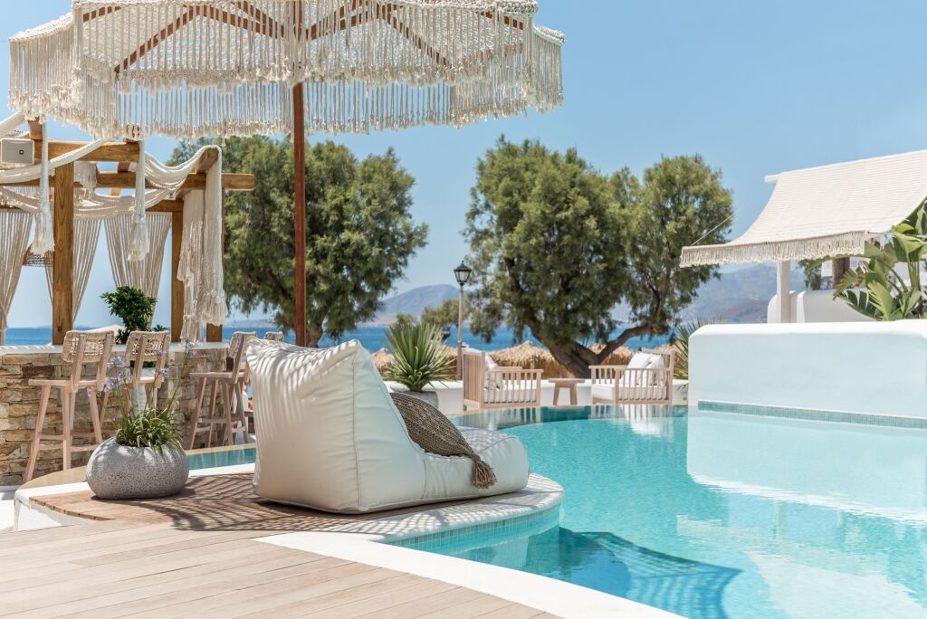 Virtu Suites Pool