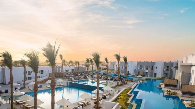 Pool vom SUNRISE Tucana Resort