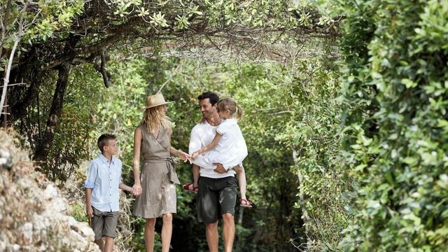 familie im urlaub